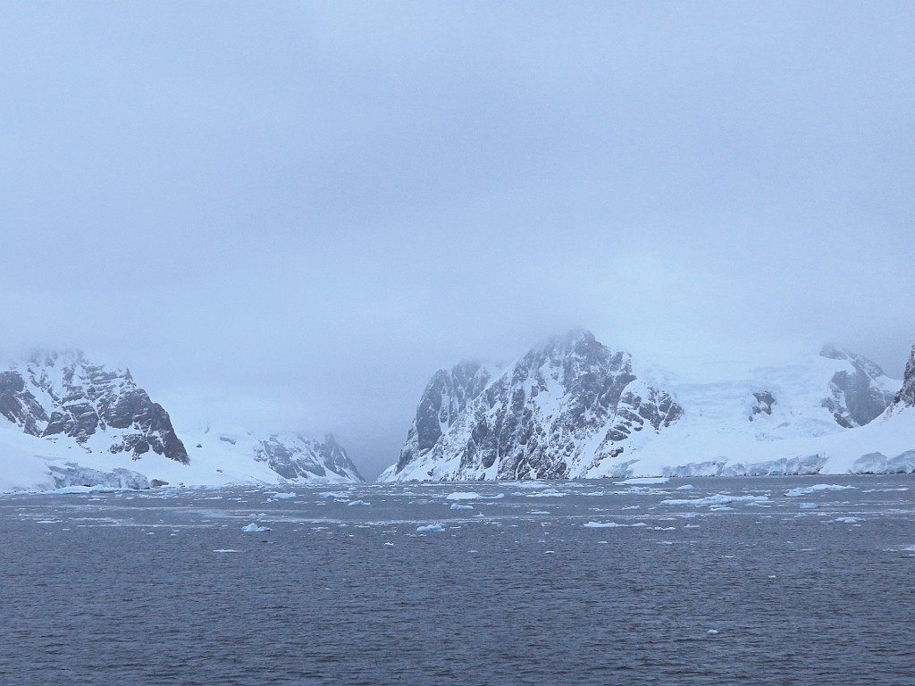 Port Charcot [01048] 21-mrt-2023 (Port Charcot, Antarctica).jpg - Port Charcot