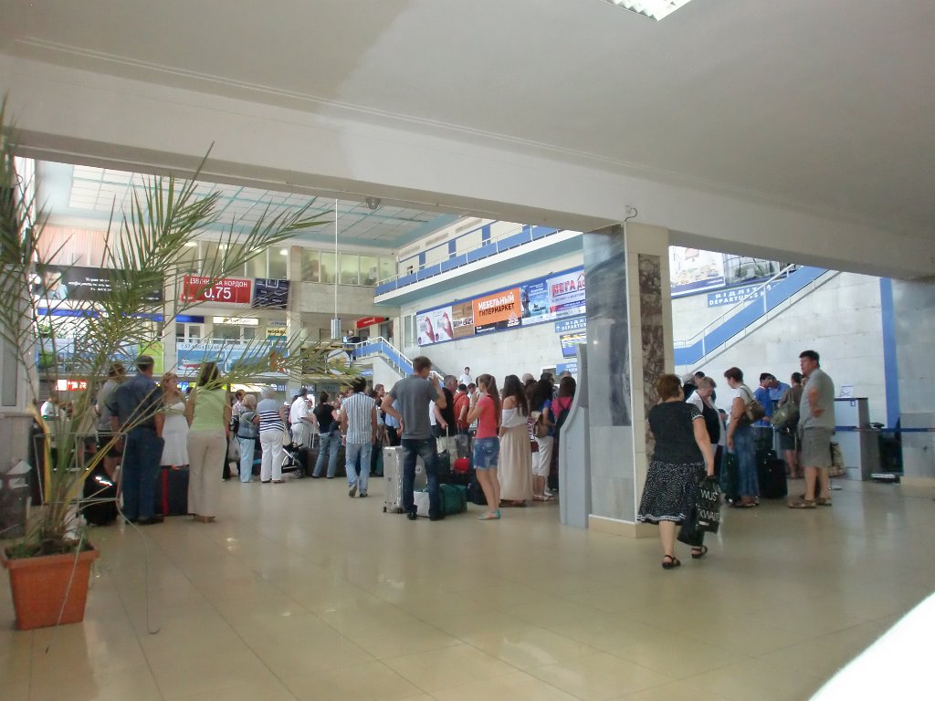 Luchthaven [0754] 04-jun-2012 (Odessa).JPG - Luchthaven
