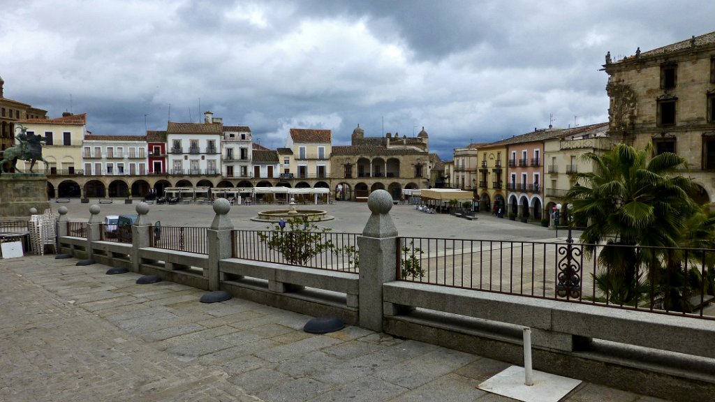 Trujillo [0789] 09-apr-2013 (Trujillo, Extremadura).jpg - Trujillo