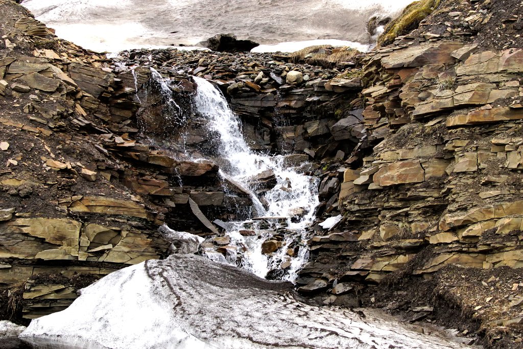 Waterval [0561] 16-jun-2017 (Spitsbergen, Longyearbyen).jpg - Waterval