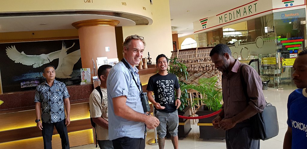 Afscheid van onze chaufeurs [00533] 26-jul-2018 (Manokwari).jpg - Afscheid van onze chaufeurs